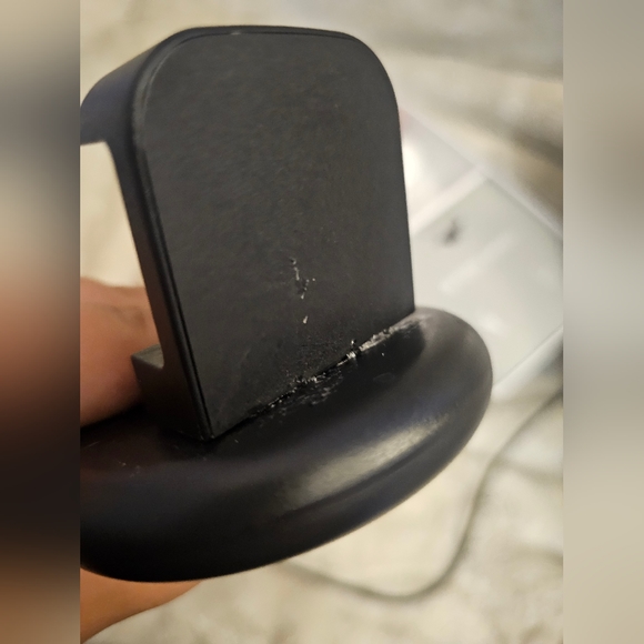 Fitbit Versa 2 Smartwatch Rose Gold with charger, Gift - Picture 7 of 10